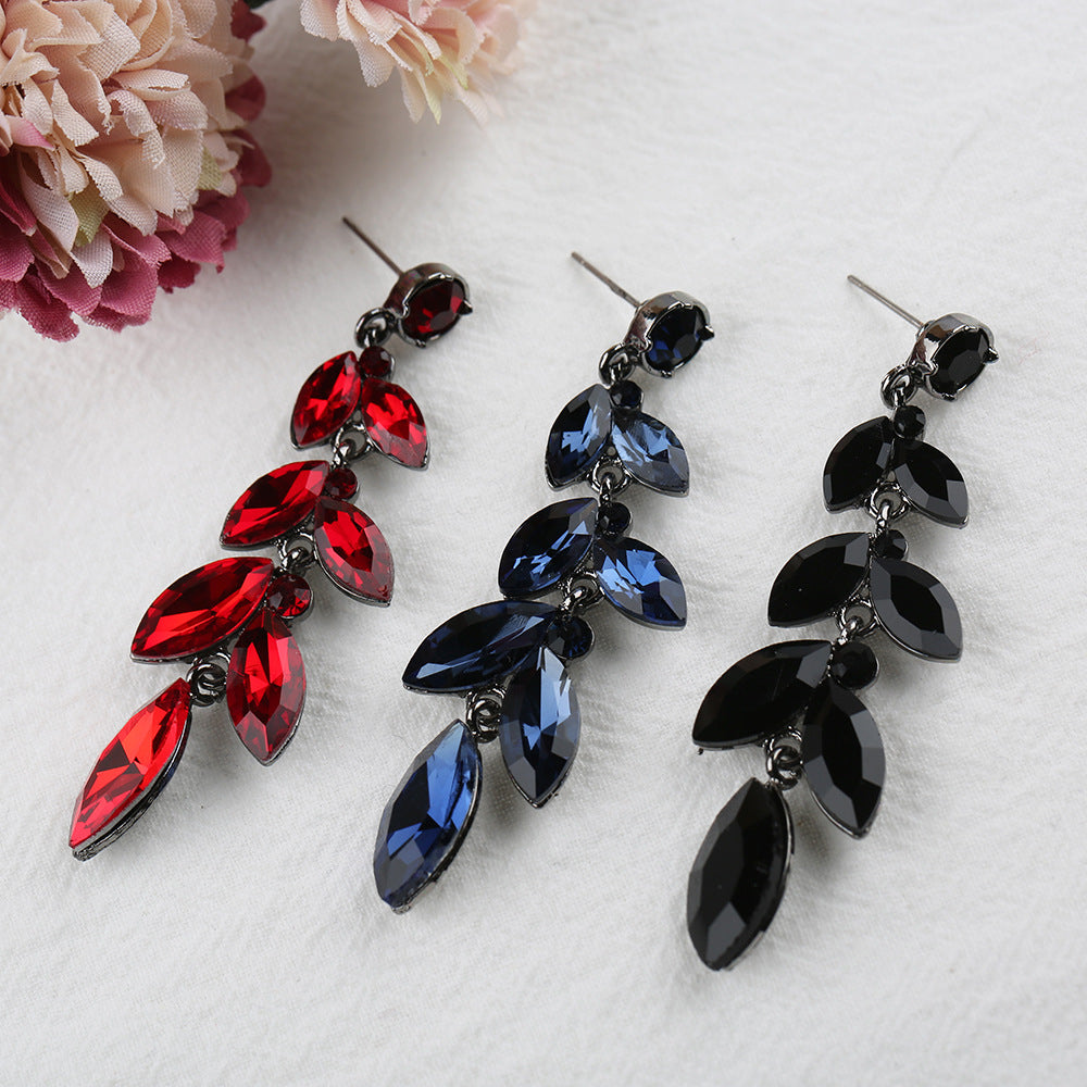 Wholesale Crystal Willow Leaf Shape Zinc Alloy Earrings